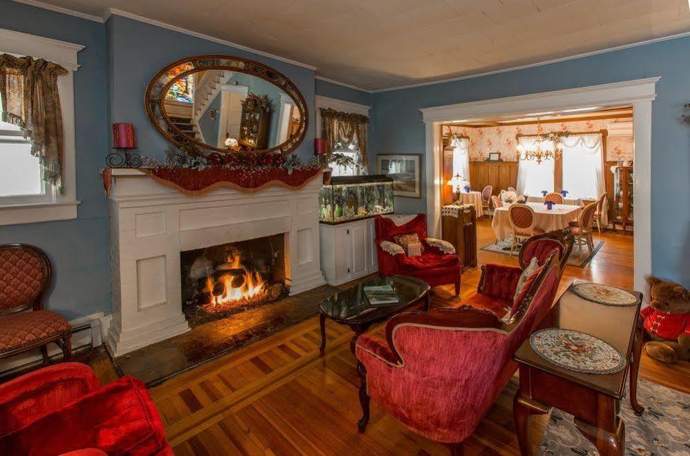 Avon Manor Cottage Екстериор снимка